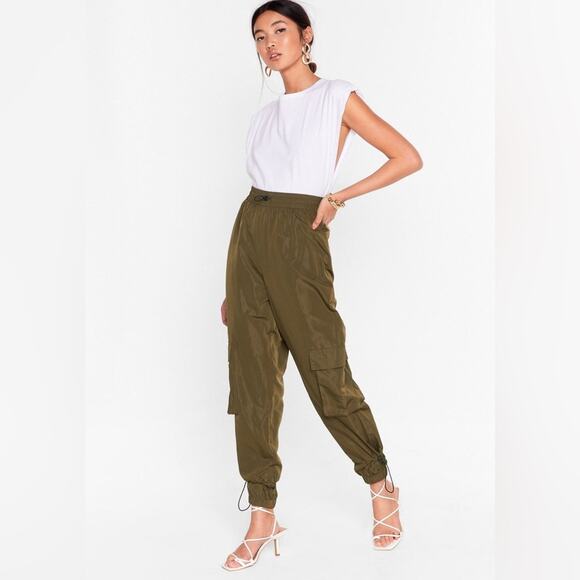 Nasty Gal Cargo Back There High-Waisted Drawstring Pants NWT - Picture 2 of 12